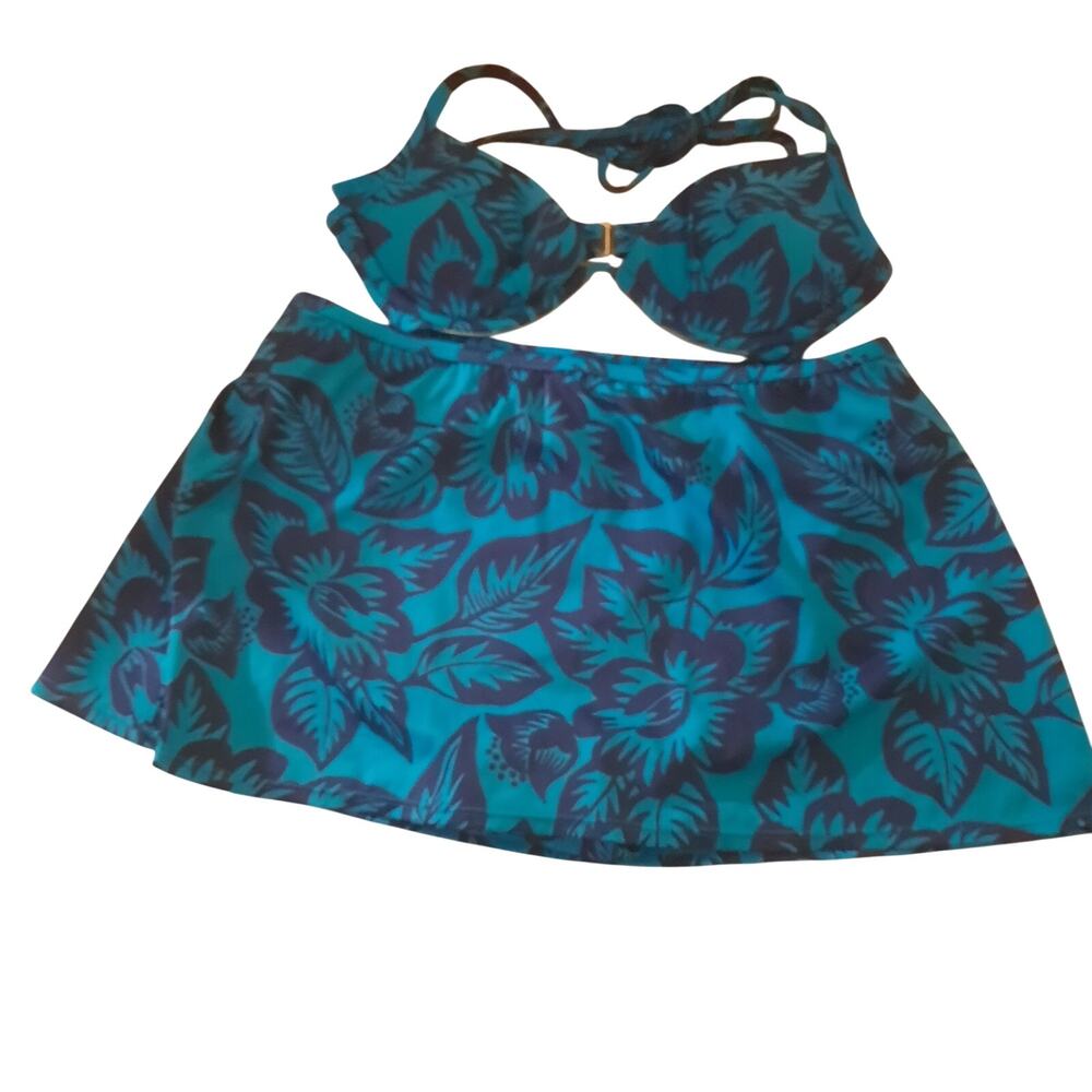 Victorias Secret Womens Tropical Print Bikini Halter Top & Skort Bottom Size 34B
